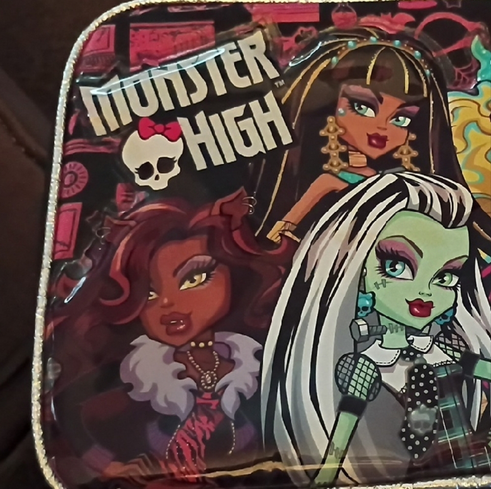 Monster High Black and Pink Lunch Bag